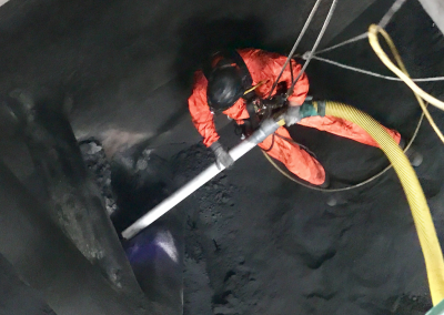 AntiGravity Rope Access Confined Spaces Cleaning with Vacuum